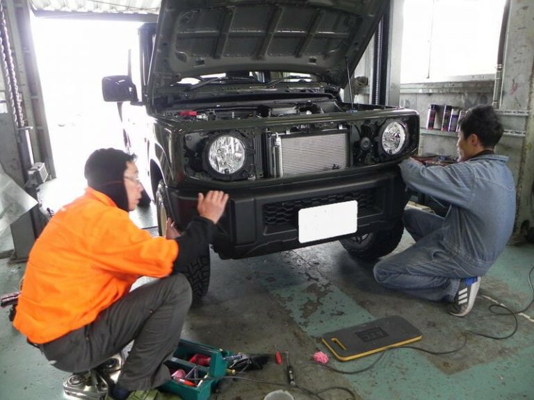 ジムニー(JB64型)フロントバンパー脱着